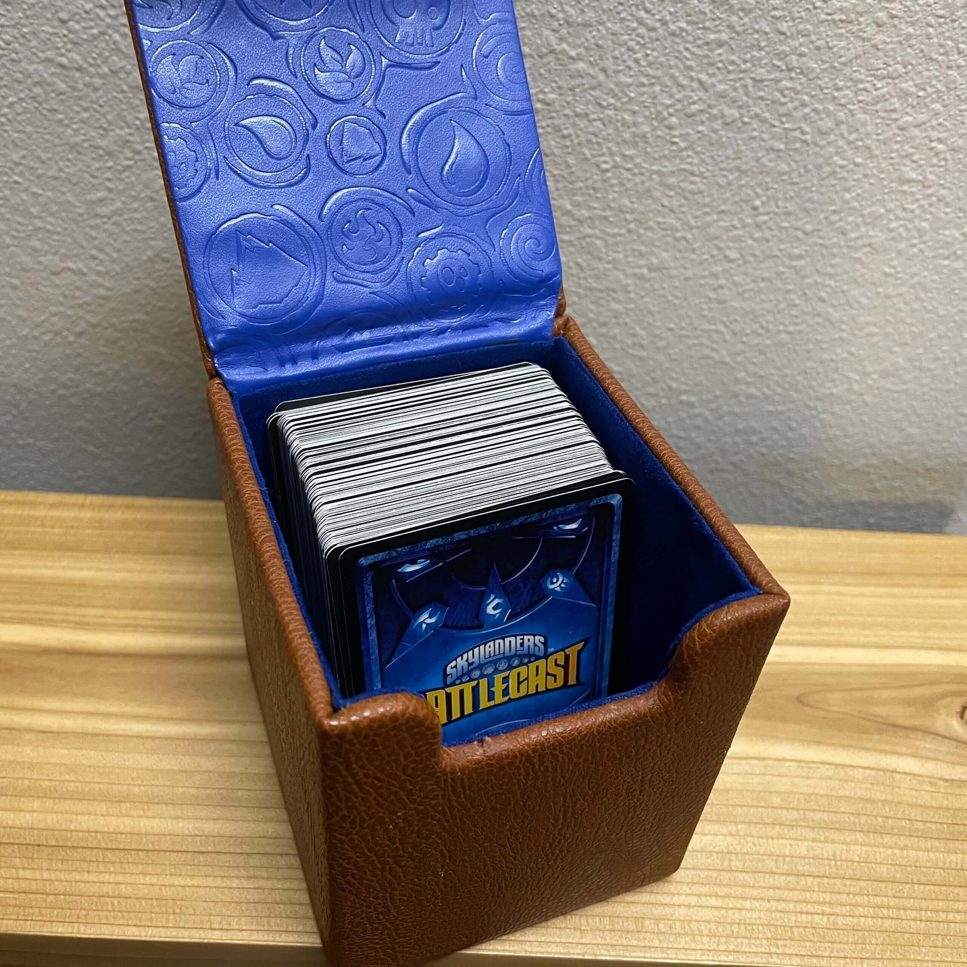 Skylanders Battlecast Common Set (120 Cards) with Deck Box Skylanders Battlecast Common Set (120 Cards) with Deck Box